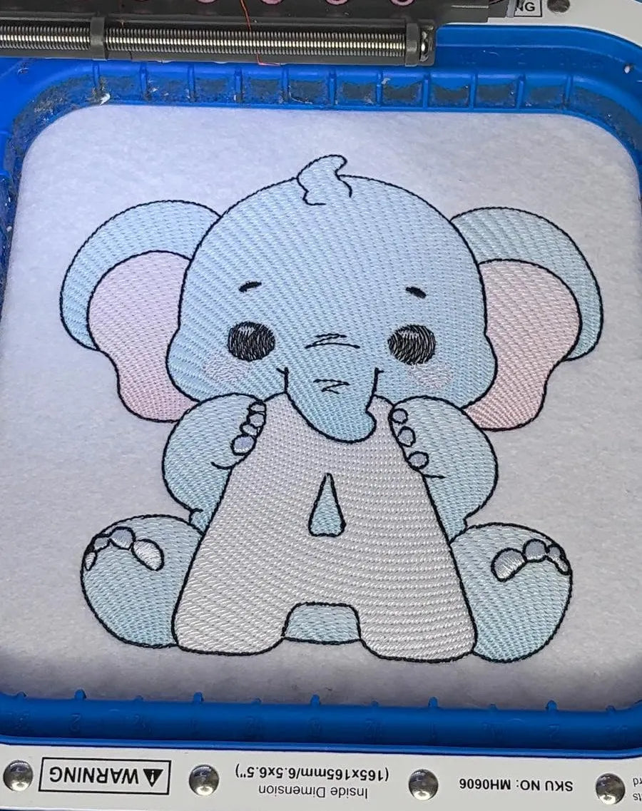 Font Elephant - BencioRicami